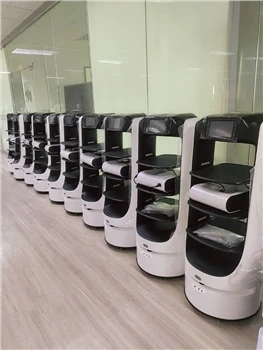 REEMAN'ın yemek dağıtım robotu ortaya çıkıyor ve yemek servisi zekasının yeni...